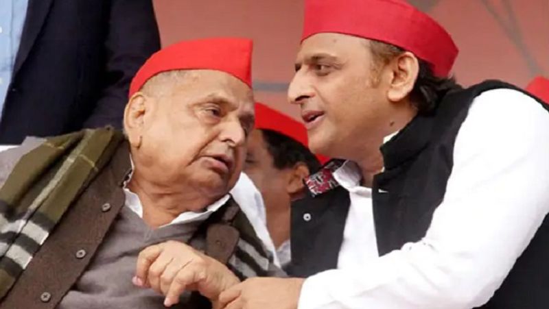 Mulayam Singh Yadav has a connection with Mysuru gow