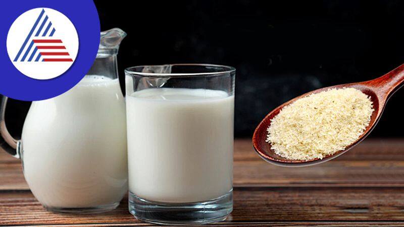 These are the health benefits of milk and isabgol