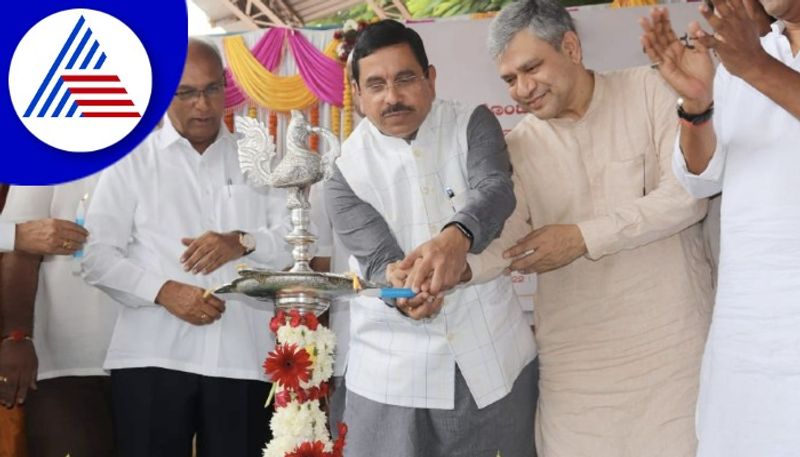 renovated dharwad railway station inaugurated by Union railway minister Ashwini Vaishnav gow