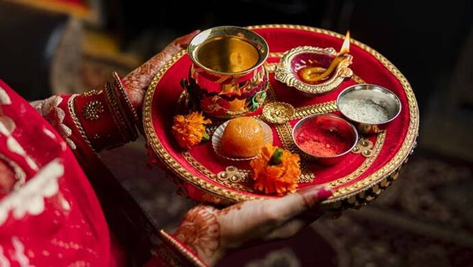 karva chauth 2022: करवा चौथ पर जरूर करें चौथ माता की आरती, जानें हैं कौन हैं ये देवी?