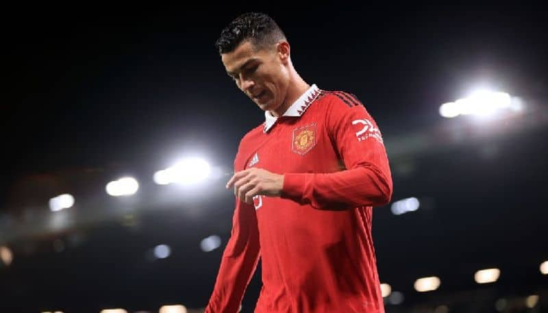 football Cristiano Ronaldo offered record-shattering contract by Al-Nassr - Reports-ayh