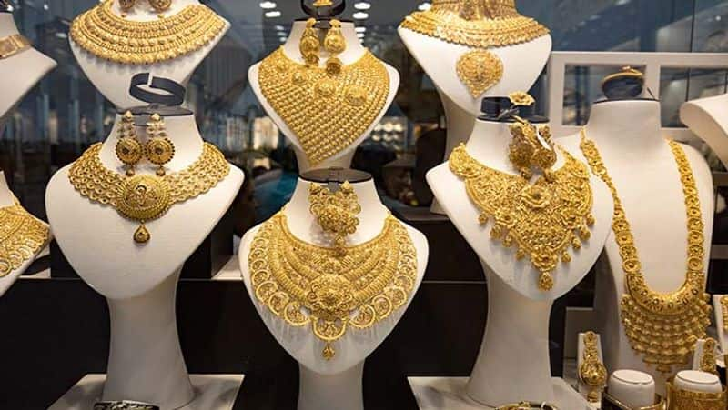 When is Dhanteras 2022? Here's the puja timing and 'shubh muhurat' for buying Gold and Silver RBA