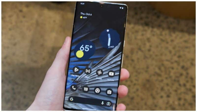 users complain about google pixel 7 pro again
