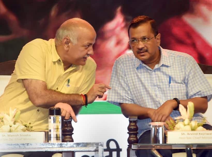 Delhi excise policy: Trouble mounts for Manish Sisodia as aide agrees to become govt approver