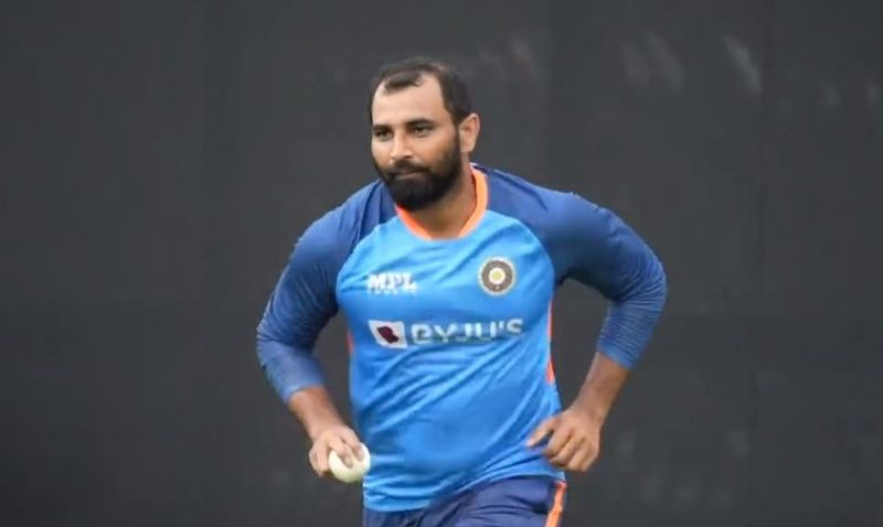 india captain rohit sharma reveals why last over pnly given to mohammed shami in warm up match against australia in t20 world cup