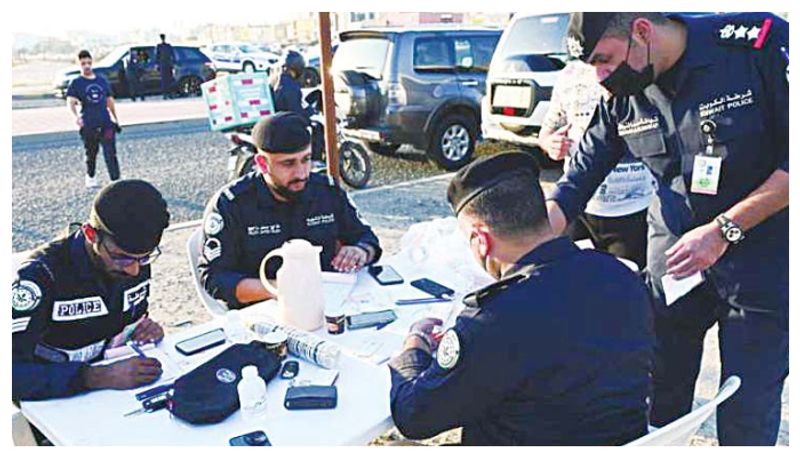 authorities found 42245 traffic violations in kuwait