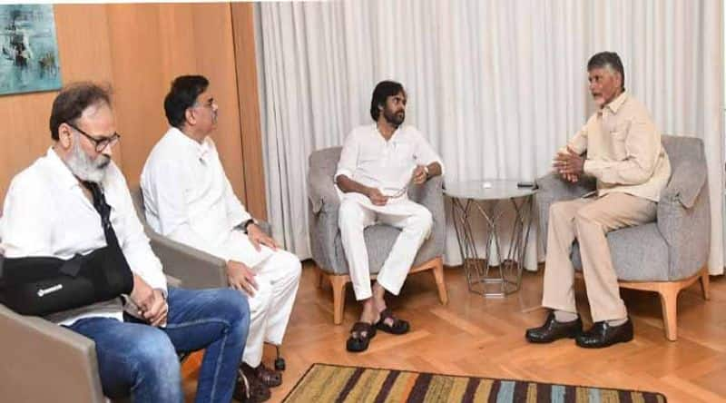 Chandrababu meets  Janasena Chief  Pawan Kalyan 