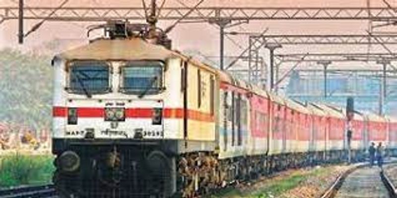  Two Students injured After Stampede In East Coast Express Train in Vizianagaram