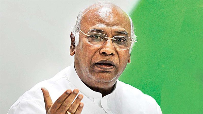 If Congress comes to power there will be a change in the Political system Says Mallikarjun Kharge gvd