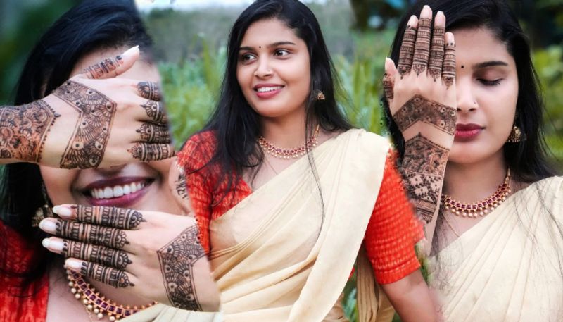 Akhina Shibu share her Mehndi photos