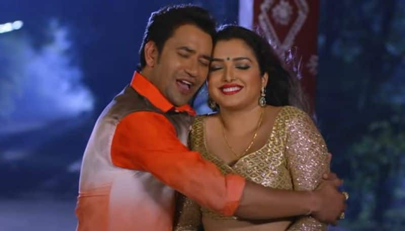 Bhojpuri SEXY video: Amrapali Dubey, Nirahua's romantic rain dance in 'Karela Man Pat Jayi' is a must WATCH RBA