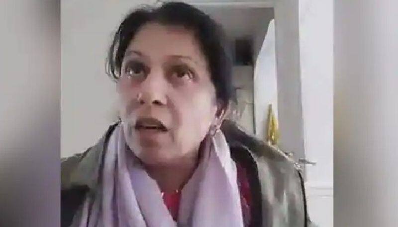 punjabi woman explains about dussehra in a funny manner to london boss 