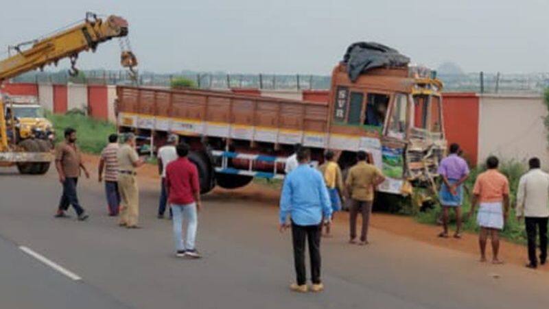 Lorry entering Trichy Airport