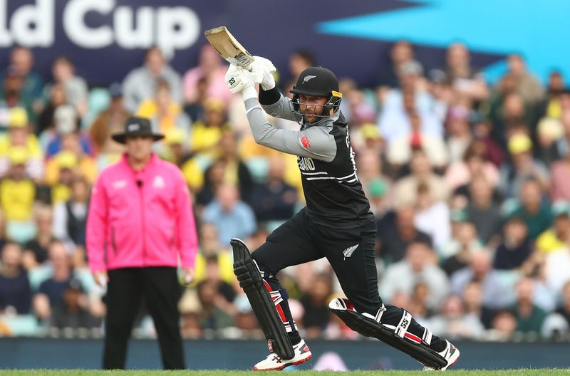 new zealand set tough target to australia in first super 12 match in t20 world cup