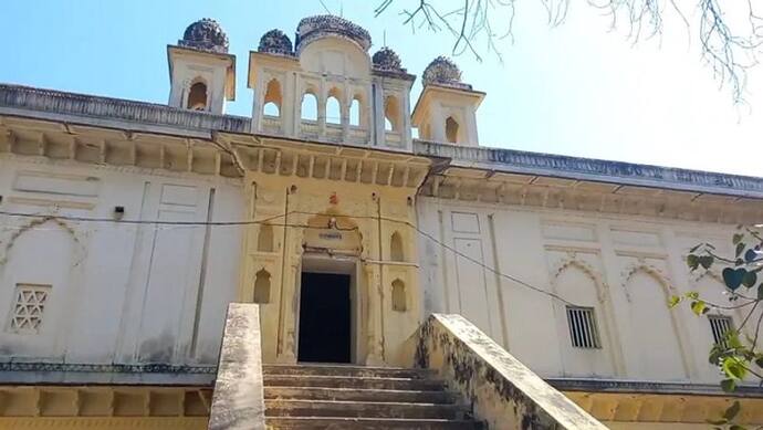 झांसी के इस मंदिर में लगता है भक्तों का तांता, रानी लक्ष्मी बाई दिवाली पर करती थीं विशेष पूजा