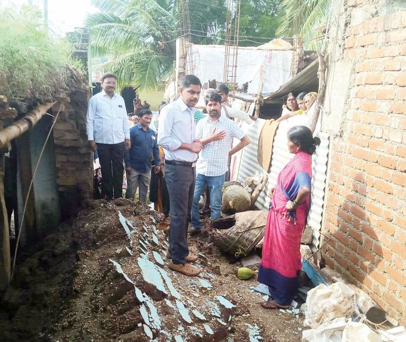 Koppal Floods Rain damage DC visit villages and check rav