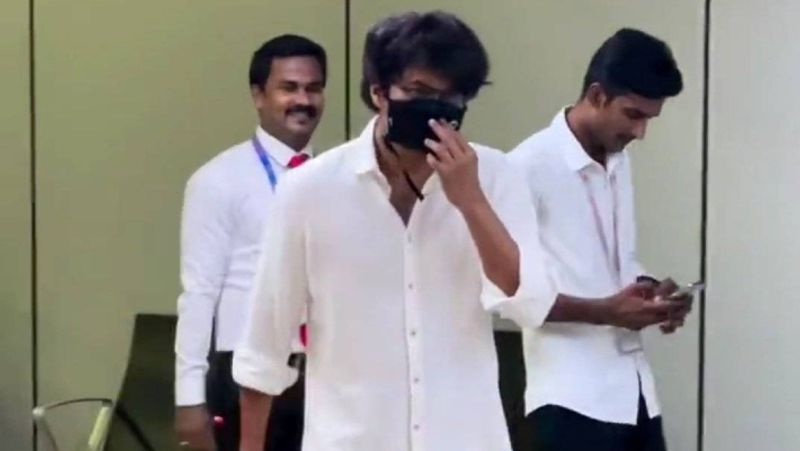 Varisu Actor Thalapathy vijay heading to dubai to celebrate diwali and enjoys vacation