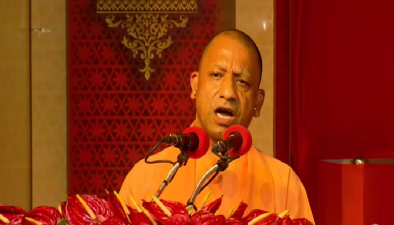 No Religious event or Festival held by obstructing traffic road in Uttar pradesh CM Yogi adityanath warns before Eid ckm