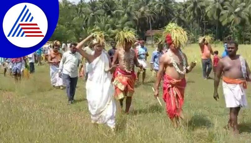 A rural festival on the coast hosthu tene habba gow