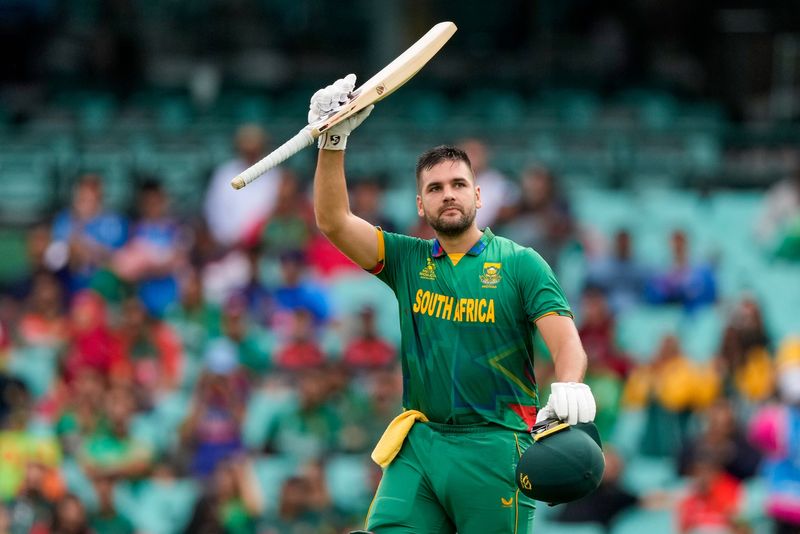 ICC T20 World Cup 2022, BAngladesh vs South Africa: Rilee Rossouw-Anrich Nortje dominate as SA pummels BAN by 104 runs; netizens rejoice-ayh