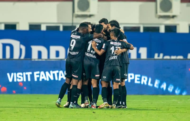 football Indian Super League 2022-23, OFC vs BFC: Nandhakumar Sekar sinks Bengaluru FC as Odisha FC goes atop the table-ayh