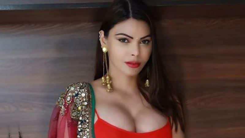 Sherlyn Chopra recalls Deepika Padukone judging her for wearing short clothes: 