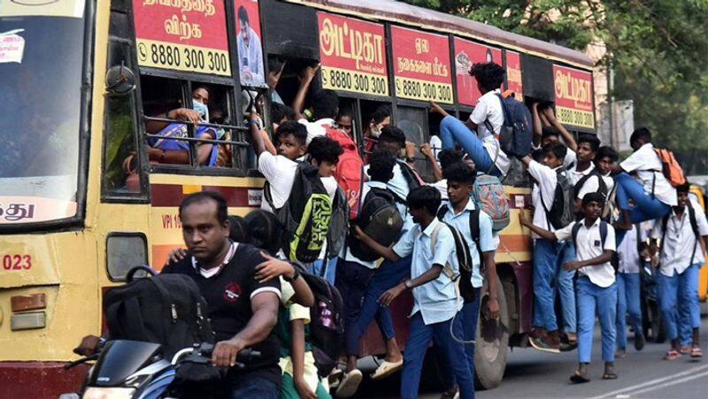 government bus footboard.. School student loses two legs in chennai tvk