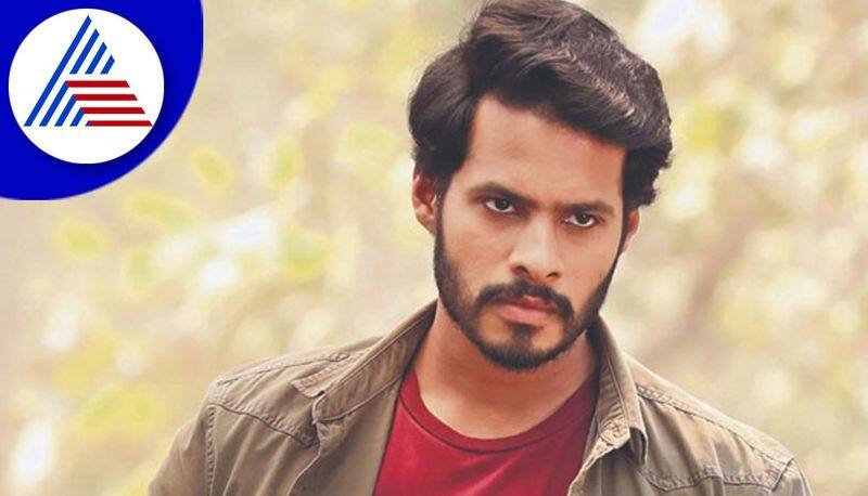 Actor Nikhil Kumaraswamy has turned 34 suh