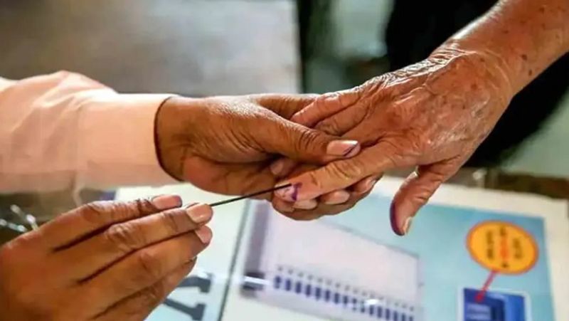 Kerala: Polling duty officials to receive postal voting forms from today rkn