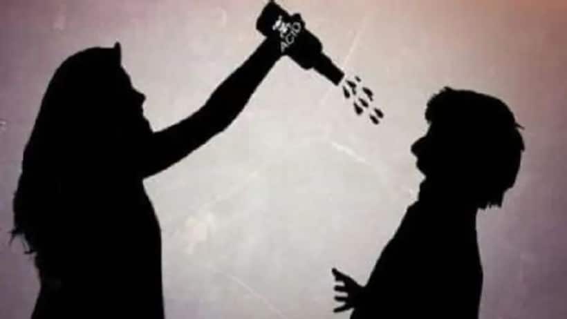 సహజీవనం చేసిన యువకుడిపై మహిళ యాసిడ్ దాడి.. గుంటూరులో ఘటన.. ఏం జరిగిందంటే ? 