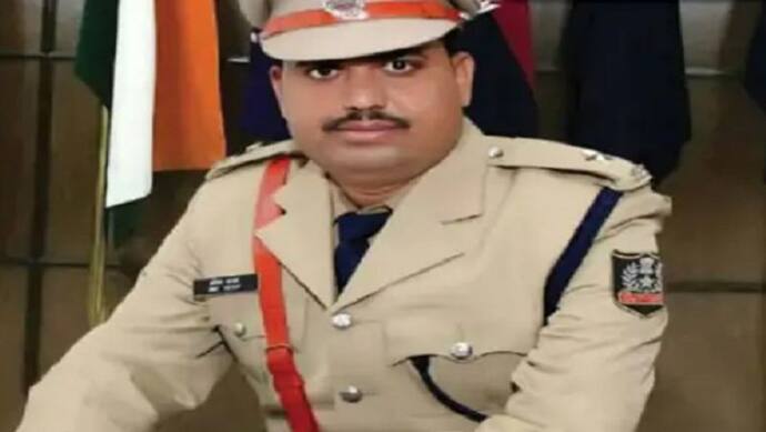 गाजियाबाद: कभी ADM तो कभी IPS बन जाता ये फर्जी अफसर, जेल से वापस आकर ऐसे महिला सिपाही को बनाया निशाना