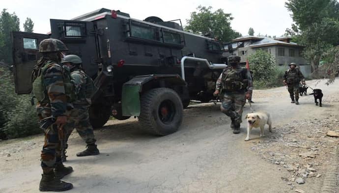 J&K: Three Lashkar-e-Taiba terrorists killed by security forces in Shopian encounter