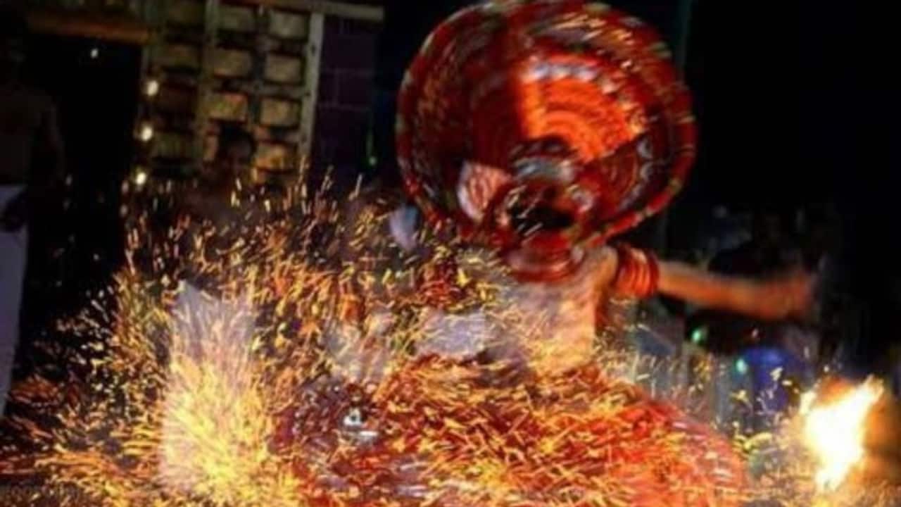 kathivanoor veeran big budget malayalam movie base on theyyam after kanthara