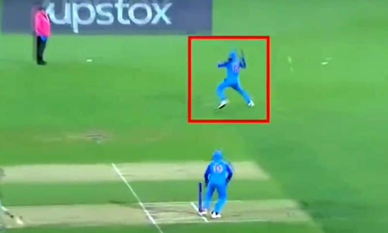 Yes that 100% fake fielding says Aakash Chopra on Virat Kohli's fake fielding controversy