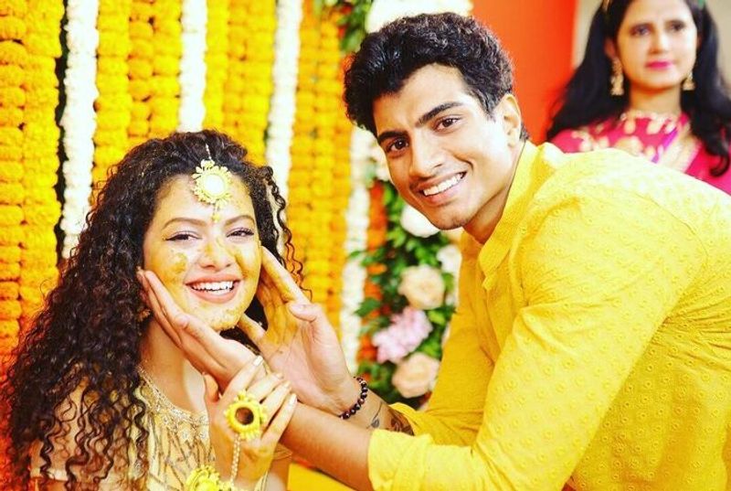 Palak Muchhal-Mithun Wedding: Brother Palash shares pic from Haldi ceremony drb