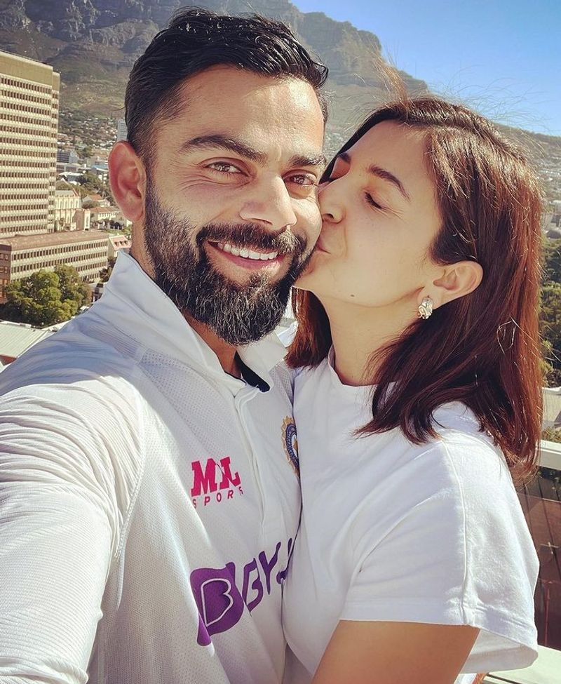 Anushka Sharma wishes birthday to India batting legend Virat Kohli with his candid picture kvn