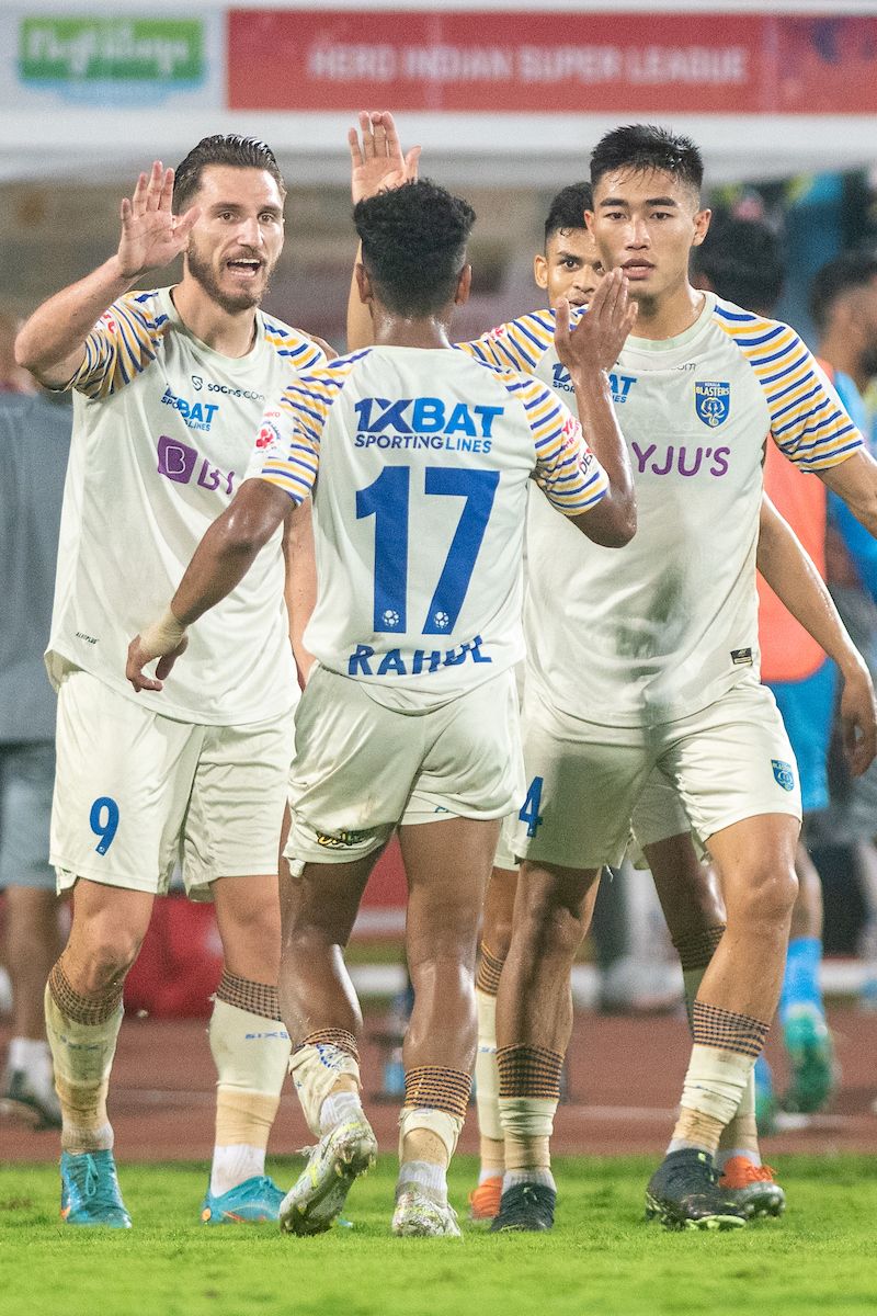 football Indian Super League 2022-23: 5th straight defeat for NorthEast United as Kerala Blasters get back on winning track-ayh