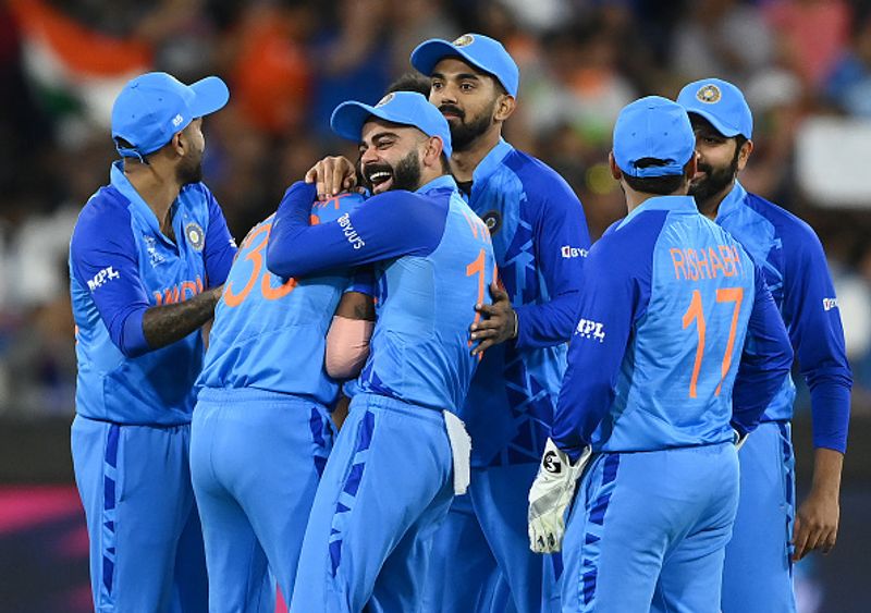 india beat zimbabwe by 71 runs will face england in semi final in t20 world cup