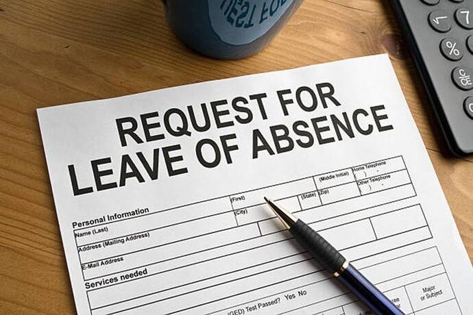 Leave Application में गलती से भी न करें ये मिस्टेक, कैंसिल हो सकती है छुट्टी