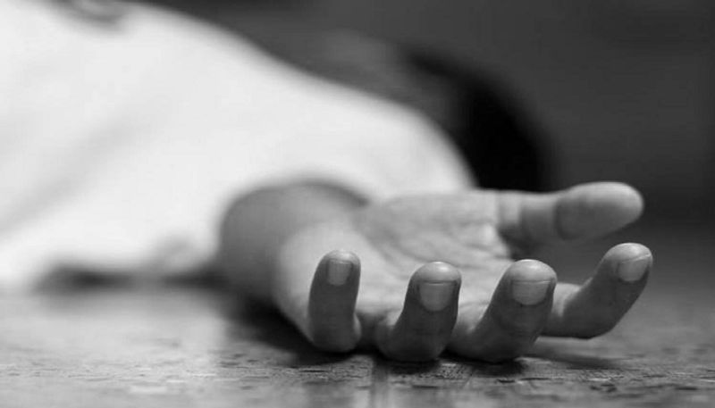 senior advocate beaten to death alleging misbehaving with wife in car in gujarat youth arrested 