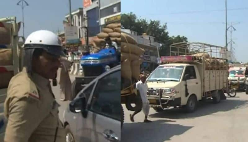 Traffic Jam at Basaveshwara Circle in Koppal mnj 