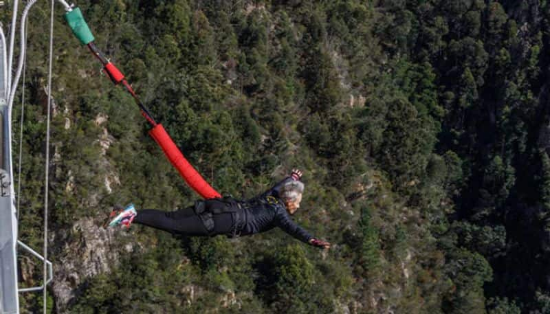 50 Year Old Woman Bungee Jumps 23 Times In 1 Hour