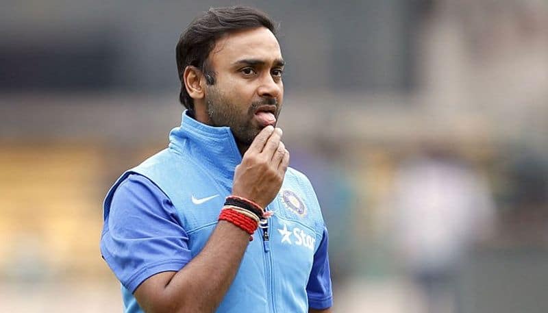 Another upset in this world cup; Pak fans roasts Amit Mishra in twitter