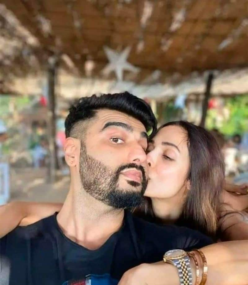 Malaika Arora Posts almost Nude Picture Of Boyfriend Arjun Kapoor suh