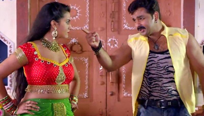 Akshara Singh sexy video Bhojpuri actress and Pawan Singh naughty song Paatar Chhitar from goes VIRAL RBA