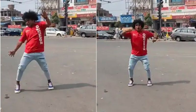 Man In Zomato T Shirt Dances On Road