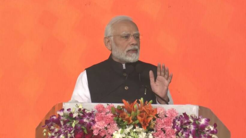 विशाखापट्टन में बोले PM मोदी-ये प्रोजेक्ट ईज ऑफ लिविंग से लेकर आत्मनिर्भर भारत तक कई आयाम खोलेंगे