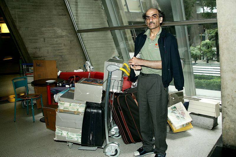 Mehran Karimi Nasseri exiled iranian man who inspired spielberg the terminal dies at paris airport gcw