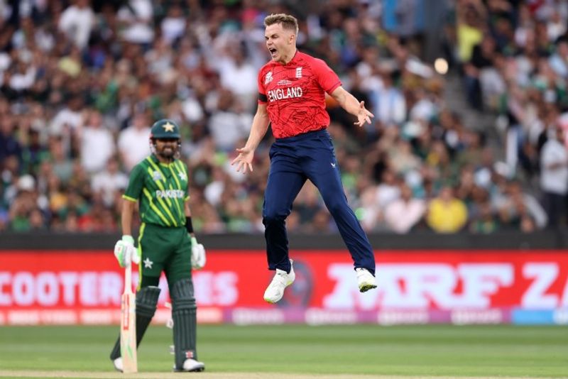 T20 World Cup Final:Pakistan set 138 runs target for England