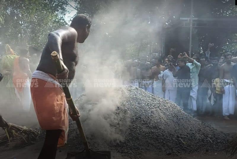 Story Of Theechamundi Theyyam Alias Vishnumoorthy Or Ottakkolam 